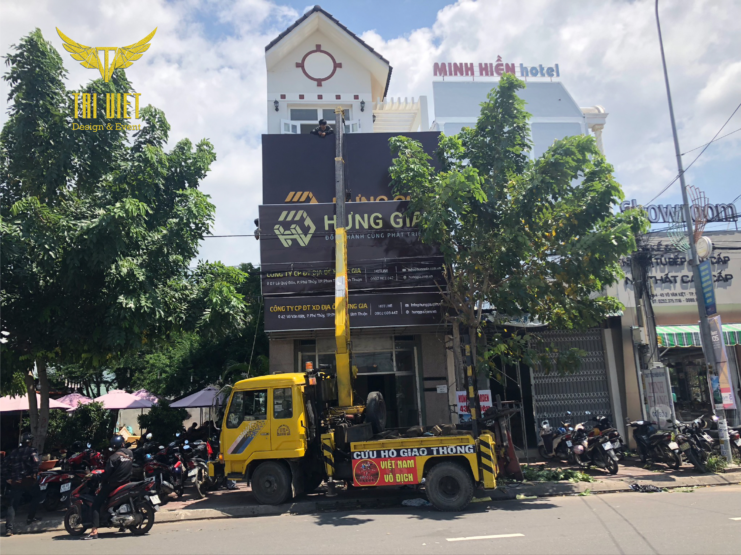thi-cong-bang-hieu-binh-thuan