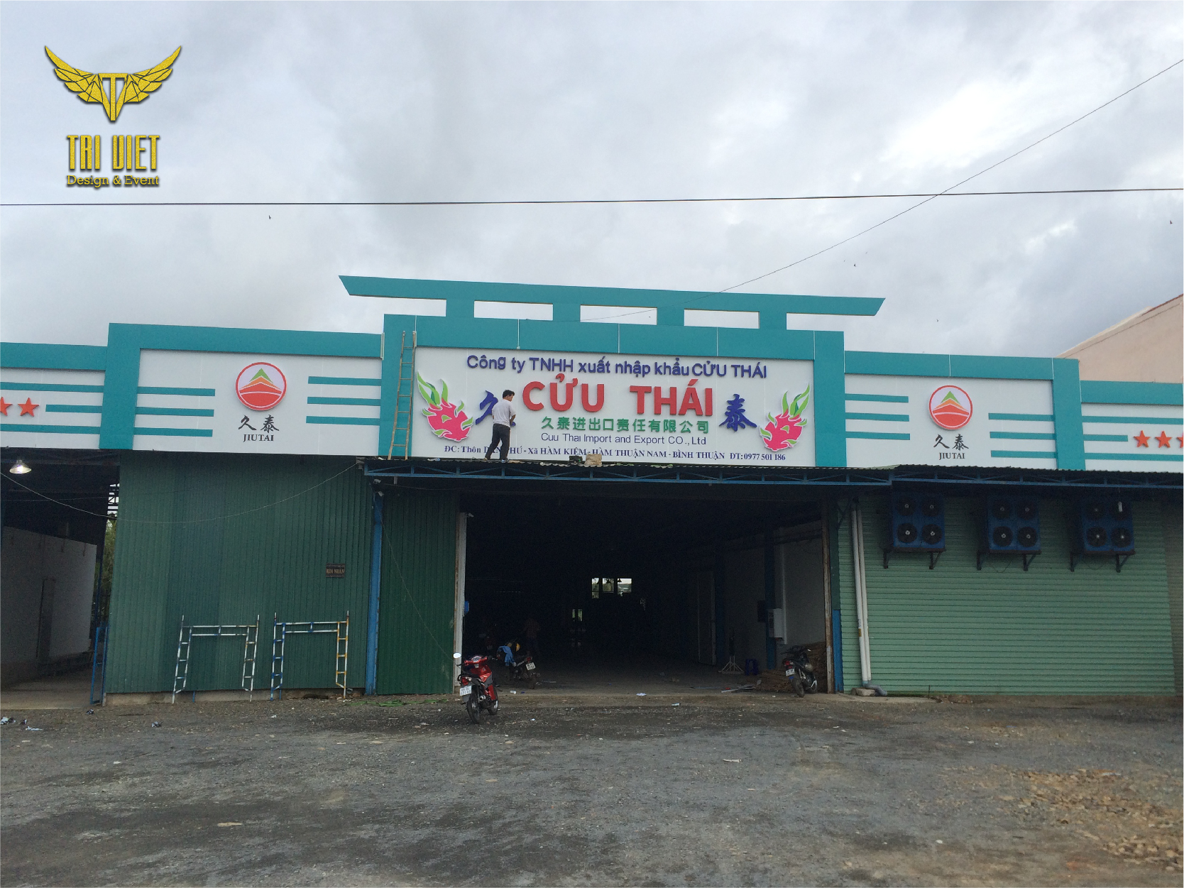 dich-vu-thi-cong-mat-dung-alu-phan-thiet