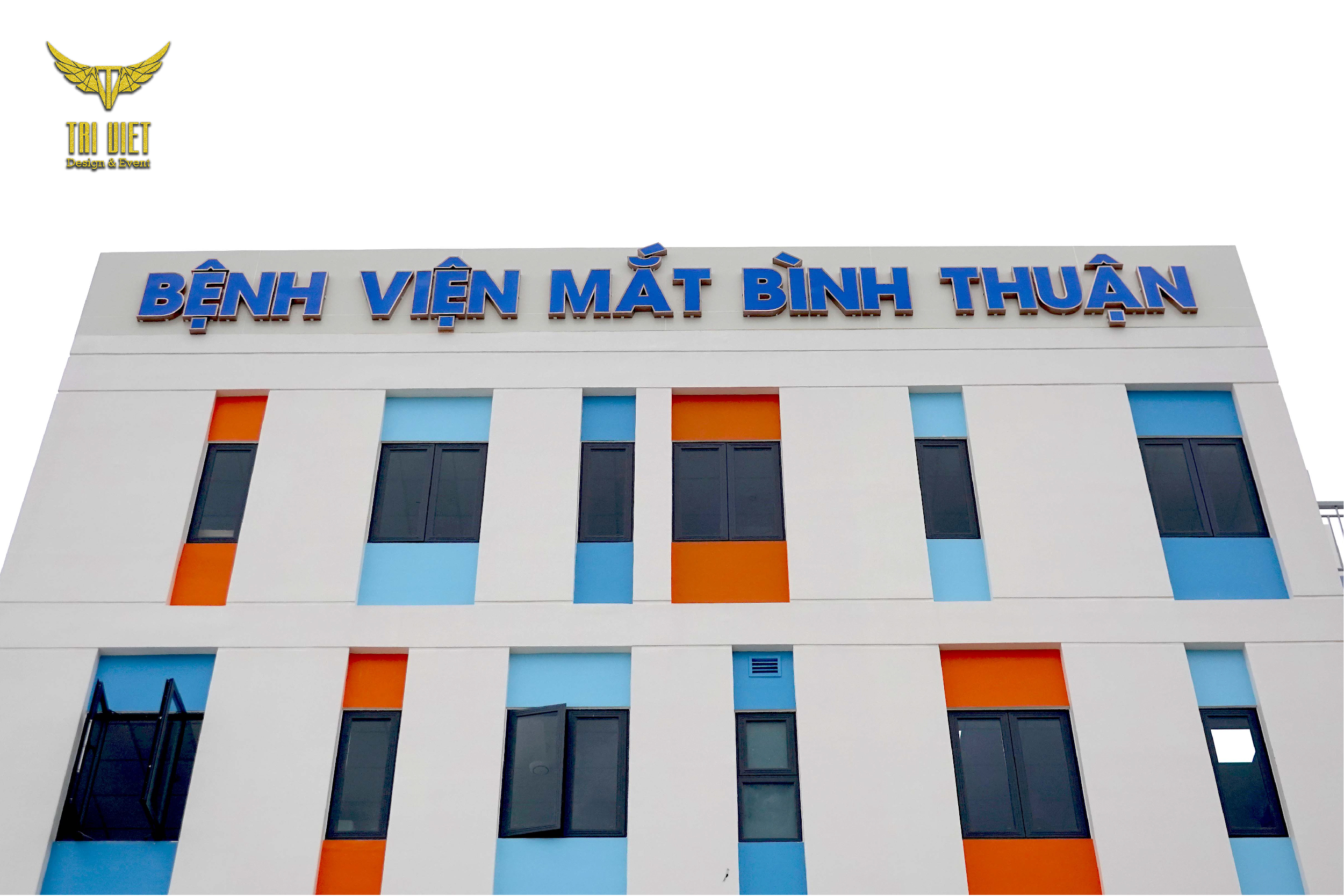 cach-phoi-mau-bang-hieu-thu-hut-khach-hang